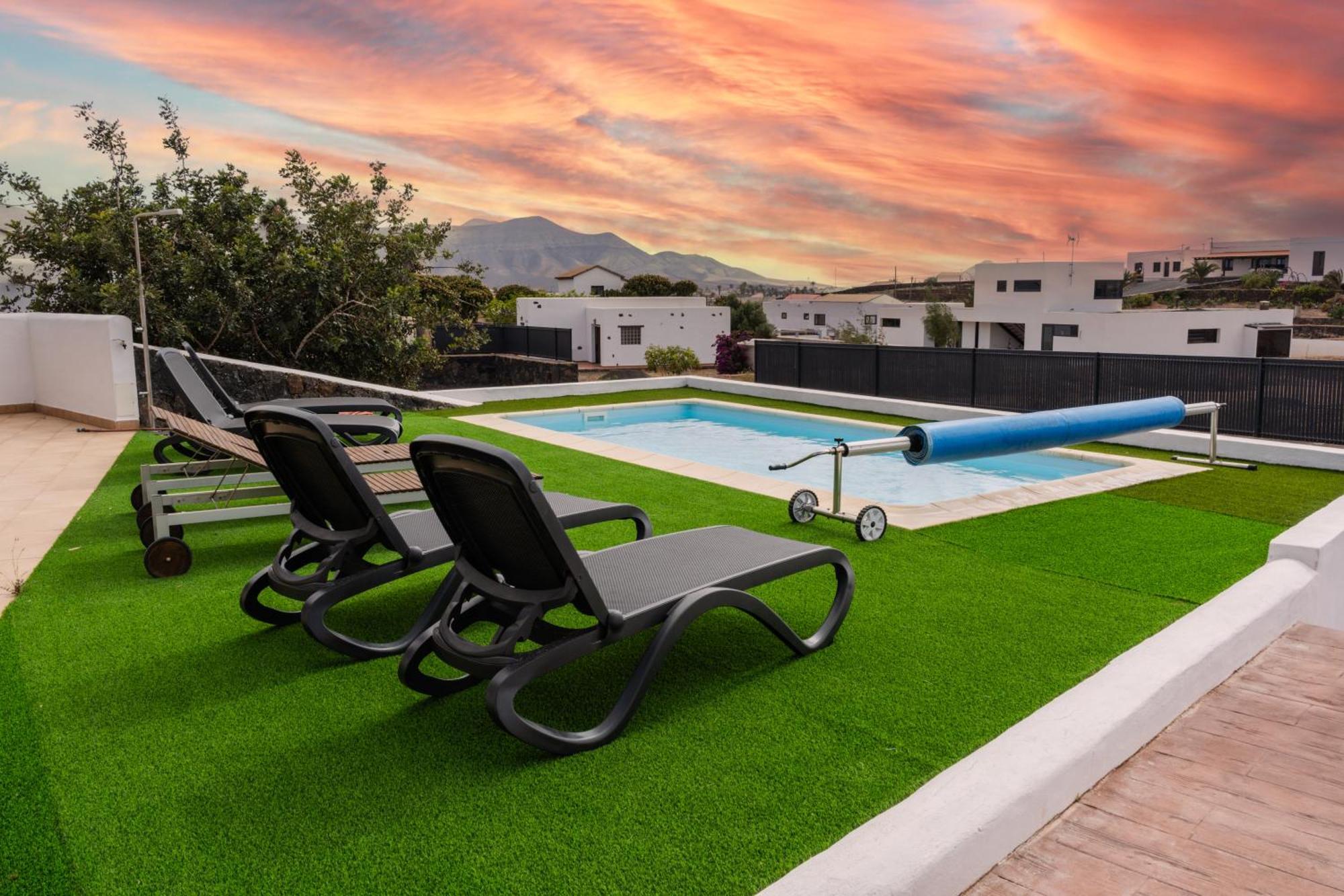 Villa Volcan2 Rural Private Pool La Oliva By Holidays Home エクステリア 写真